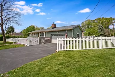 37 North St, Dover, NJ 07801 - Photo 3