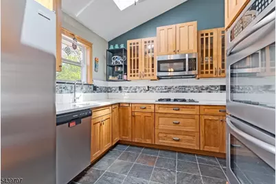 37 North St, Dover, NJ 07801 - Photo 11