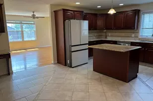 38 Henry St, Lodi, NJ 07644 - Photo 5