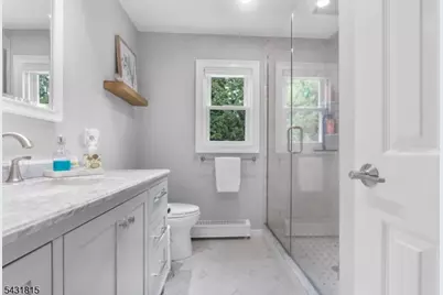 16 Trinity Pl, East Hanover Township, NJ 07936 - Photo 19