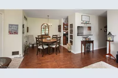 70 Haverhill Pl, Franklin Township, NJ 08873 - Photo 5
