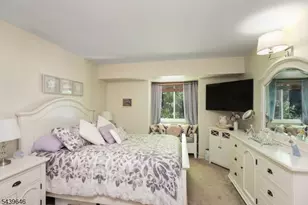 70 Haverhill Pl, Franklin Township, NJ 08873 - Photo 9