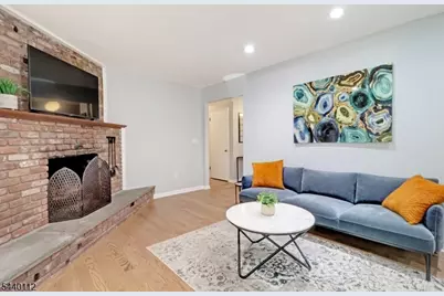 7 Village Rd, Florham Park, NJ 07932 - Photo 11