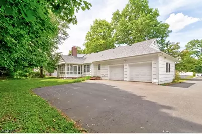 7 Village Rd, Florham Park, NJ 07932 - Photo 27