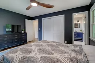 7 Village Rd, Florham Park, NJ 07932 - Photo 17