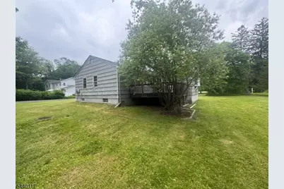 2 Shores Rd, Mendham Township, NJ 07869 - Photo 7