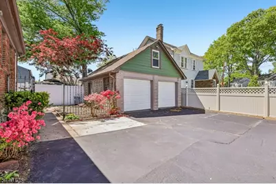 423 E Lincoln Ave, Roselle Park, NJ 07204 - Photo 9