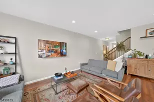 97 Autumn Ln, Montgomery Township, NJ 08558 - Photo 9