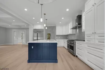 22 Monroe Pl, Bernards Township, NJ 07920 - Photo 15