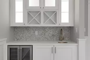 22 Monroe Pl, Bernards Township, NJ 07920 - Photo 9