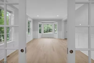 22 Monroe Pl, Bernards Township, NJ 07920 - Photo 5