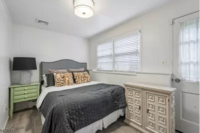 275 Wyoming Ave, Maplewood, NJ 07040 - Photo 23