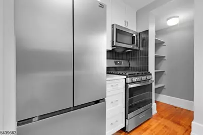 8 Kent Place Blvd, Summit, NJ 07901 - Photo 9