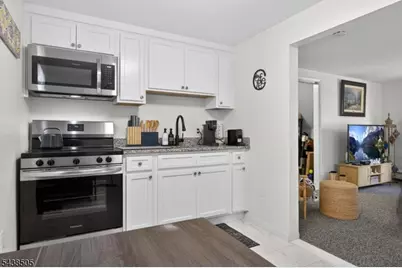 245 N 11th St, Kenilworth, NJ 07033 - Photo 23