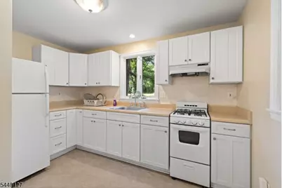 233 Beck Ave, Franklin Township, NJ 08873 - Photo 29