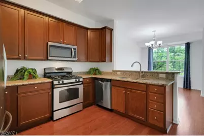 310 Waterview Ct #310, Hanover Township, NJ 07927 - Photo 11