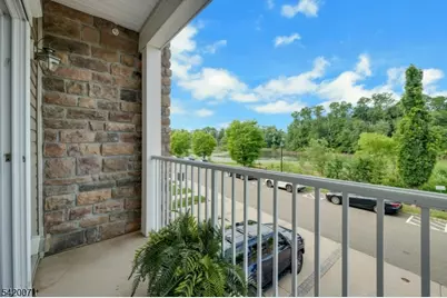 310 Waterview Ct #310, Hanover Township, NJ 07927 - Photo 5