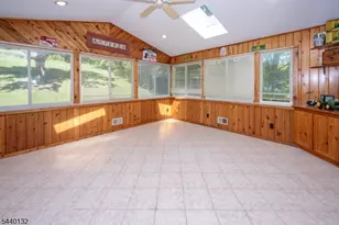 29 Clove Rd, Wantage, NJ 07461 - Photo 11