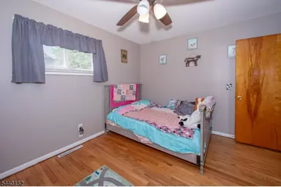 29 Clove Rd, Wantage, NJ 07461 - Photo 9