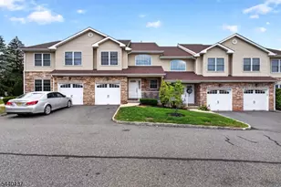3 Harvey Ct, Clark Township, NJ 07066 - Photo 3
