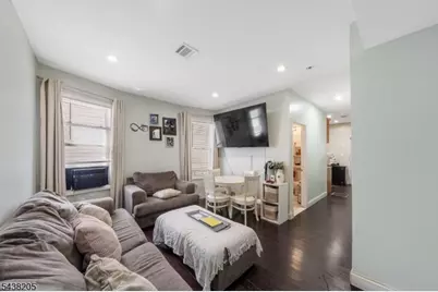 77 S 16th St, East Orange, NJ 07018 - Photo 5
