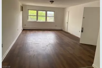 148 Magnolia Ave, Elizabeth, NJ 07206 - Photo 9