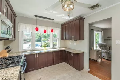 776 Lake Shore Dr, Parsippany, NJ 07054 - Photo 7