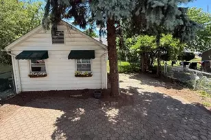 31 6th Ave, Clifton, NJ 07011 - Photo 11