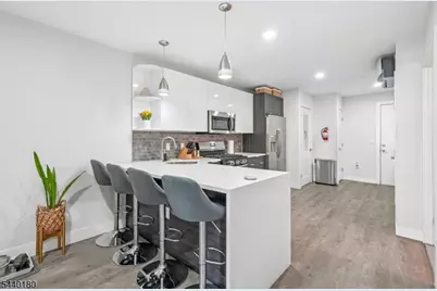62 69th St #209, Guttenberg, NJ 07093 - Photo 3