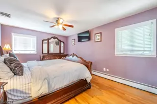 19 Falcon Pl, Wayne, NJ 07470 - Photo 13