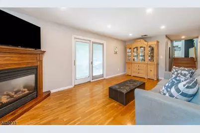 19 Falcon Pl, Wayne, NJ 07470 - Photo 23