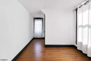 908 S 16th St, Newark, NJ 07108 - Photo 21