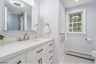 36 Wentworth Dr, Berkeley Heights Township, NJ 07922 - Photo 25