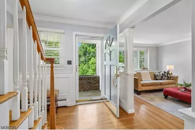 36 Wentworth Dr, Berkeley Heights Township, NJ 07922 - Photo 5
