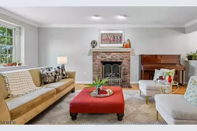 36 Wentworth Dr, Berkeley Heights Township, NJ 07922 - Photo 7