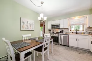 27 Dewey Dr, Ringwood, NJ 07456 - Photo 9