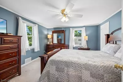 40 Elmwood Rd, Florham Park, NJ 07932 - Photo 17