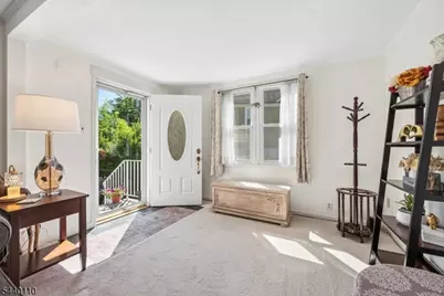 40 Elmwood Rd, Florham Park, NJ 07932 - Photo 3