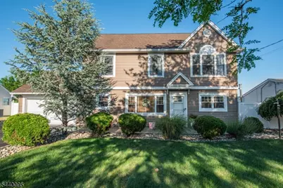 17 Leonard Terrace, Wayne, NJ 07470 - Photo 1