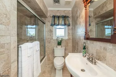 17 Leonard Terrace, Wayne, NJ 07470 - Photo 21