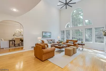 19 Devonshire Dr, Randolph Township, NJ 07869 - Photo 11
