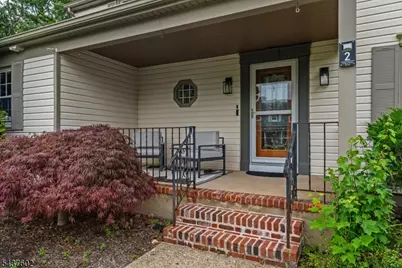 2 Schoolview Dr, Morris Plains, NJ 07950 - Photo 3