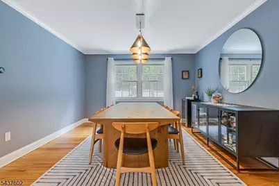 2 Schoolview Dr, Morris Plains, NJ 07950 - Photo 9