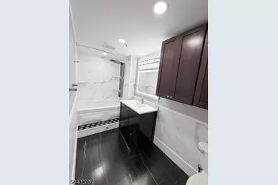 1 Carriage City Plz #908, Rahway, NJ 07065 - Photo 11