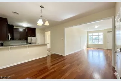 102 E Elizabeth Ave #412, Linden, NJ 07036 - Photo 3