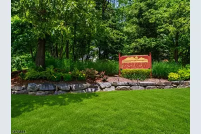 18 Triple Crown Dr, Sparta Township, NJ 07871 - Photo 9