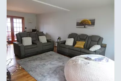 78 6th Ave, Woodbridge Township, NJ 07064 - Photo 5