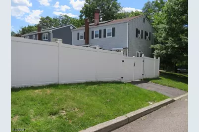 78 6th Ave, Woodbridge Township, NJ 07064 - Photo 3