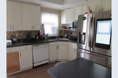 78 6th Ave, Woodbridge Township, NJ 07064 - Photo 7