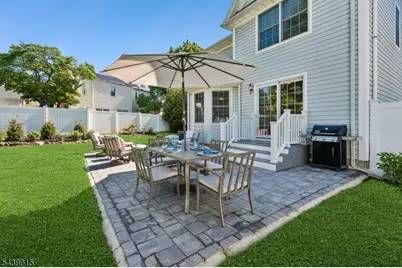 7 Holly Ct, Bloomfield, NJ 07003 - Photo 33